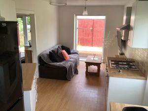 Photo 17- click for photo gallery